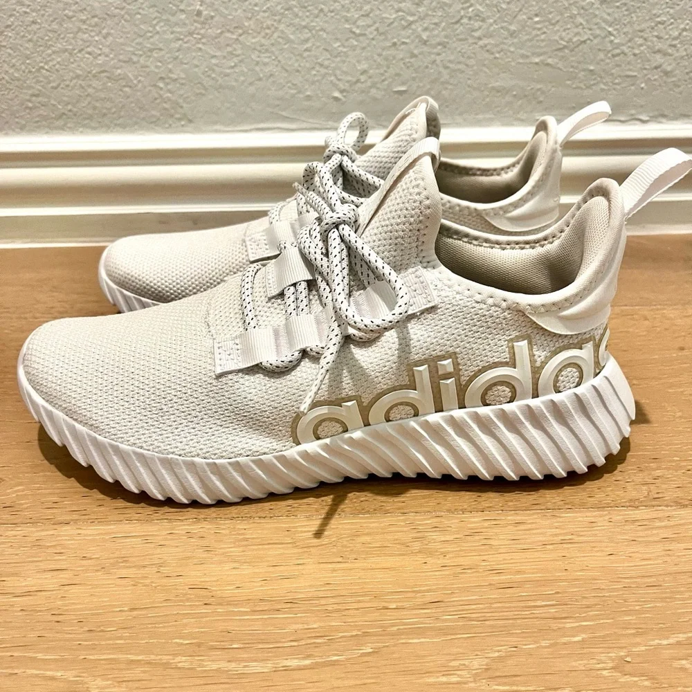 Adidas Men’s White Sneakers